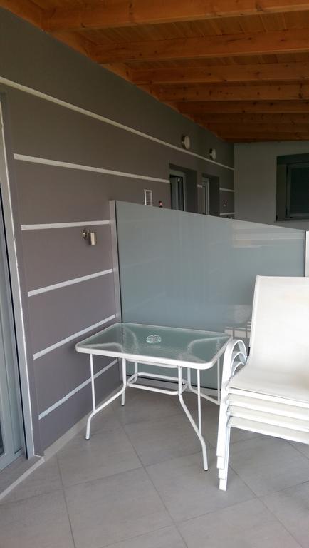 Aimilias Family Apartments Vrasná Eksteriør billede