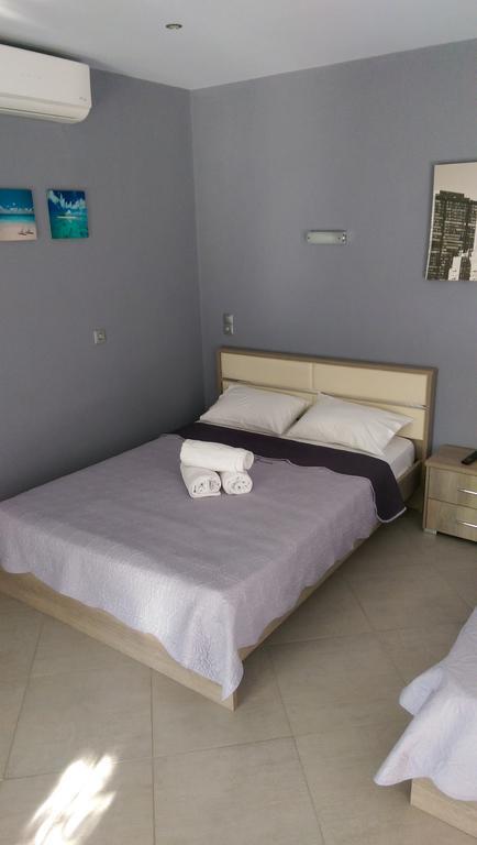 Aimilias Family Apartments Vrasná Eksteriør billede